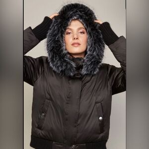 Adroit Atelier BESSY SHORT DOWN COAT W/ REMOVABLE FAUX HOOD NWT Small